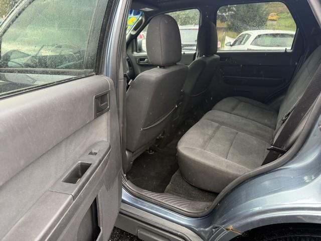 Ford Escape XLT FWD 2011
