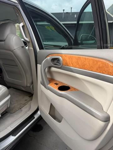 Buick Enclave CXL FWD 2009