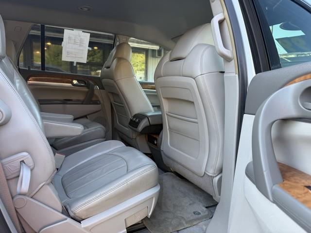 Buick Enclave CXL FWD 2009