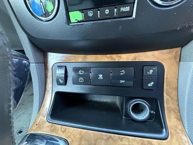 Buick Enclave CXL FWD 2009