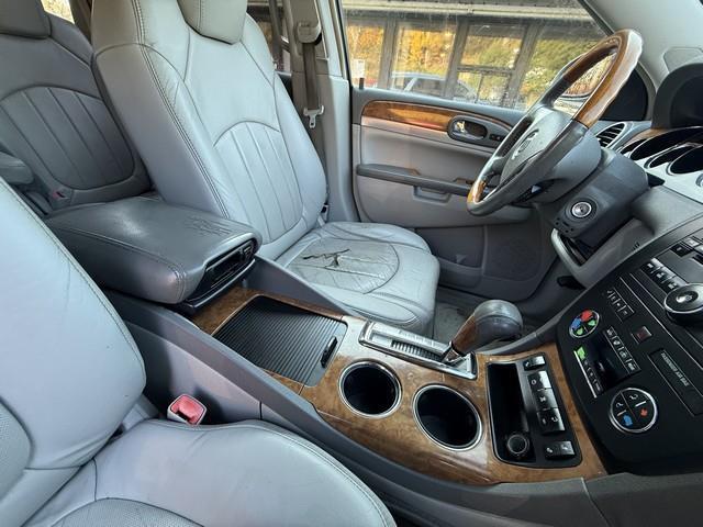 Buick Enclave CXL FWD 2009