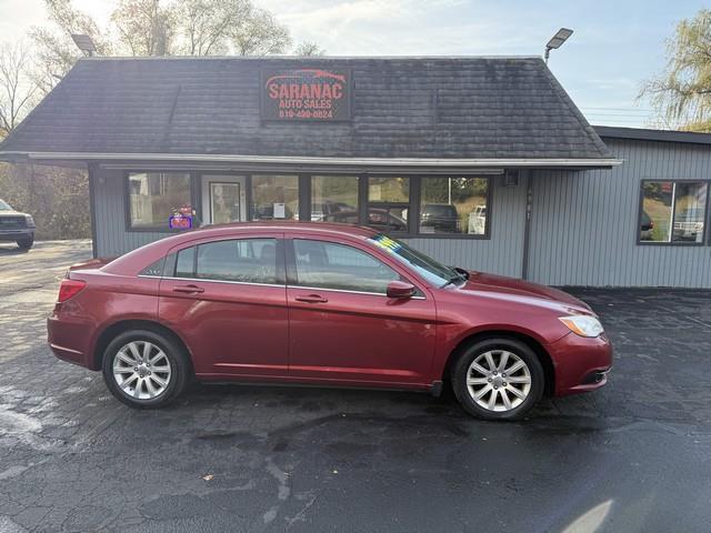 Chrysler 200 Touring 2011