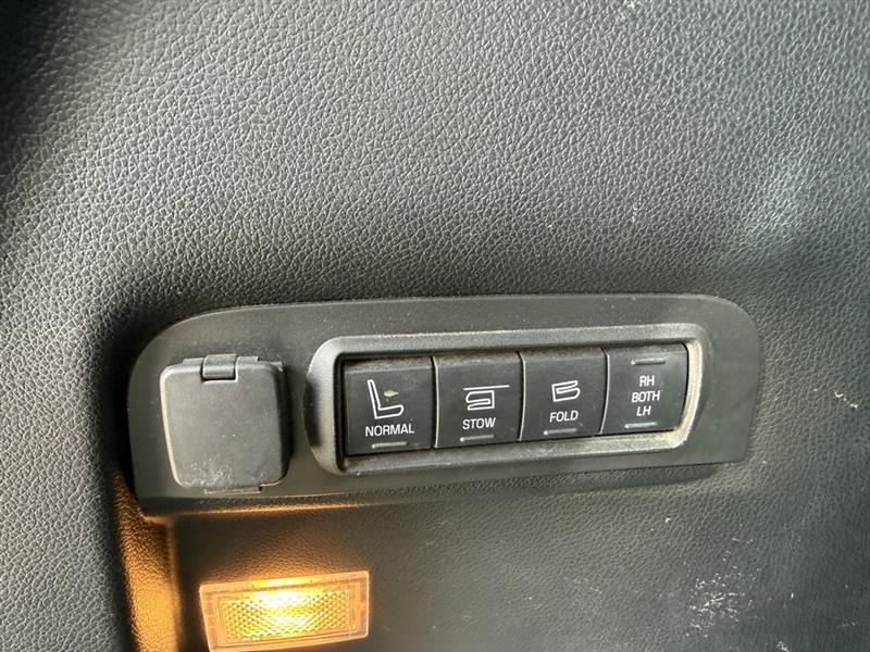 2019 Ford Explorer Sport - Photo 16