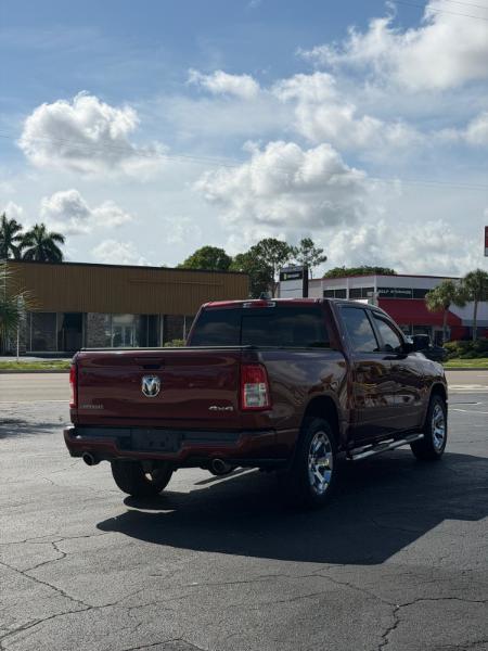 RAM 1500 Big Horn Crew Cab SWB 4WD 2020