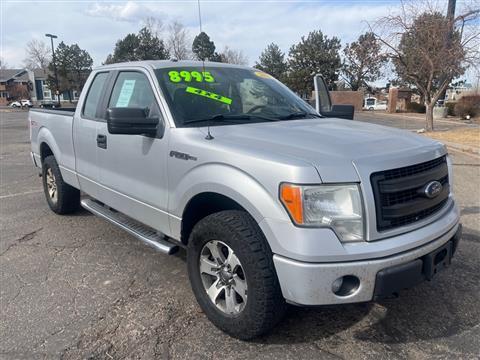 2013 Ford F-150 4WD SuperCab 145" XL
