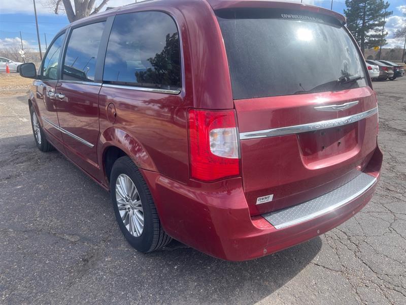 Chrysler Town & Country 4dr Wgn Touring-L 2016
