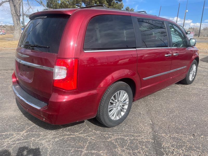 Chrysler Town & Country 4dr Wgn Touring-L 2016
