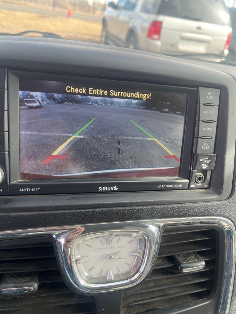 Chrysler Town & Country 4dr Wgn Touring-L 2016