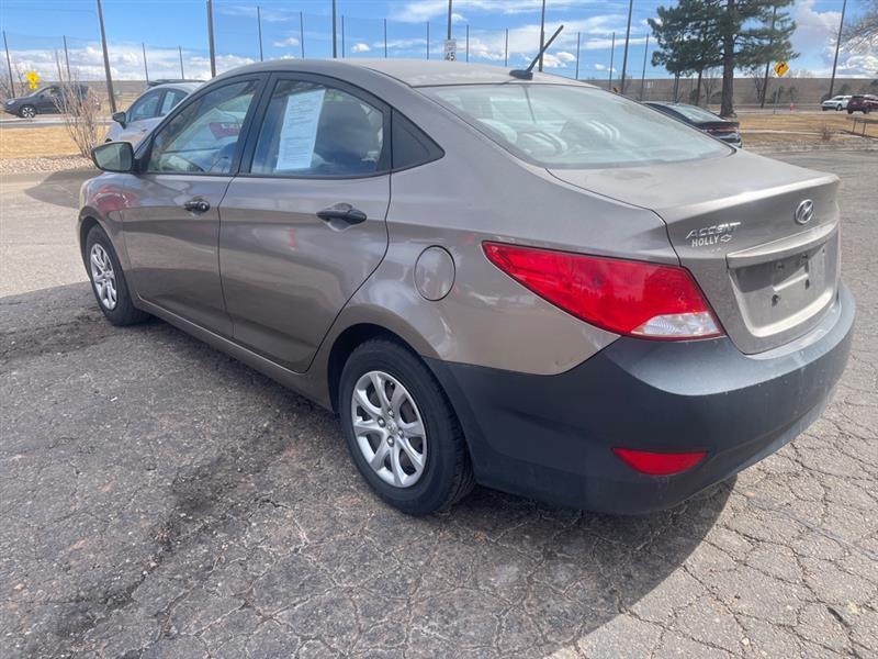 Hyundai Accent 4dr Sdn Auto GLS 2013