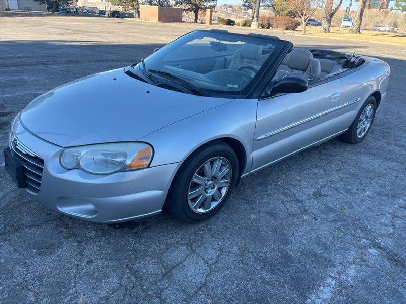 2004 Chrysler Sebring Limited Convertible FWD