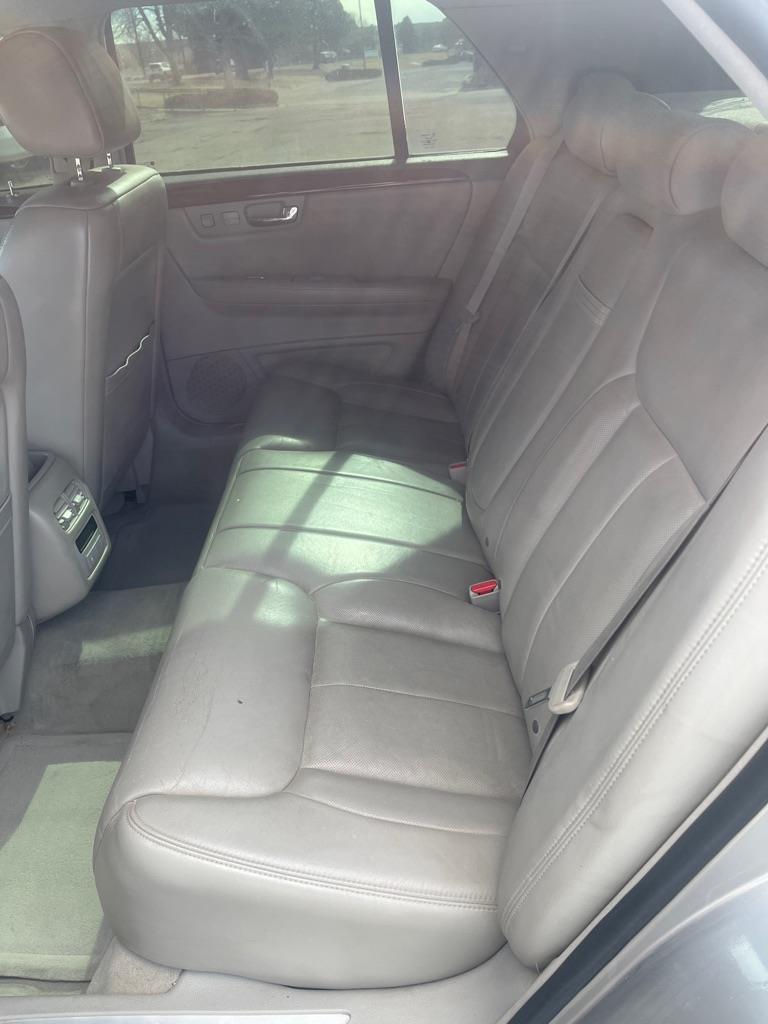 Cadillac DTS 4dr Sdn w/1SD 2006