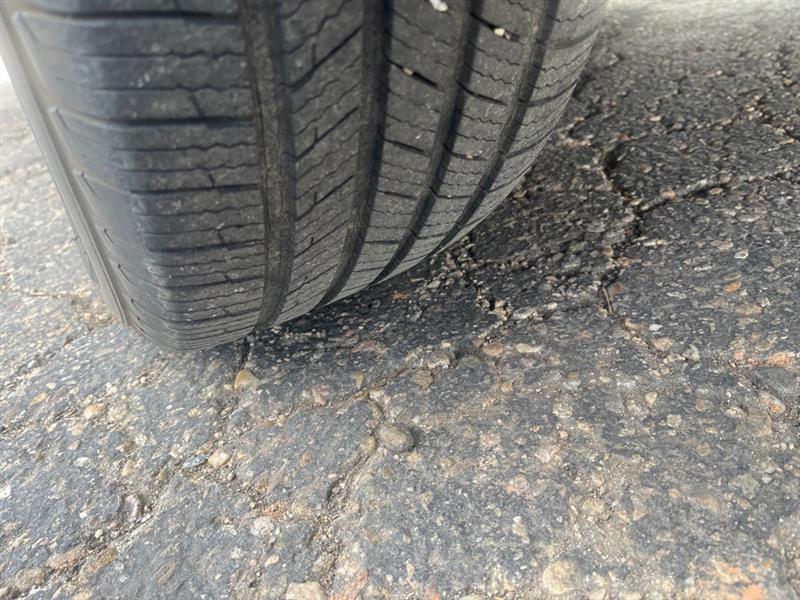 Cadillac DTS 4dr Sdn w/1SD 2006