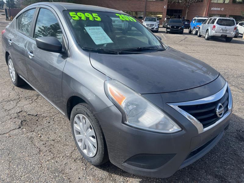 Nissan Versa Sedan SV CVT 2019