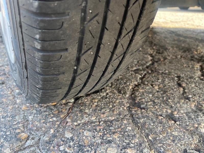 Nissan Versa Sedan SV CVT 2019