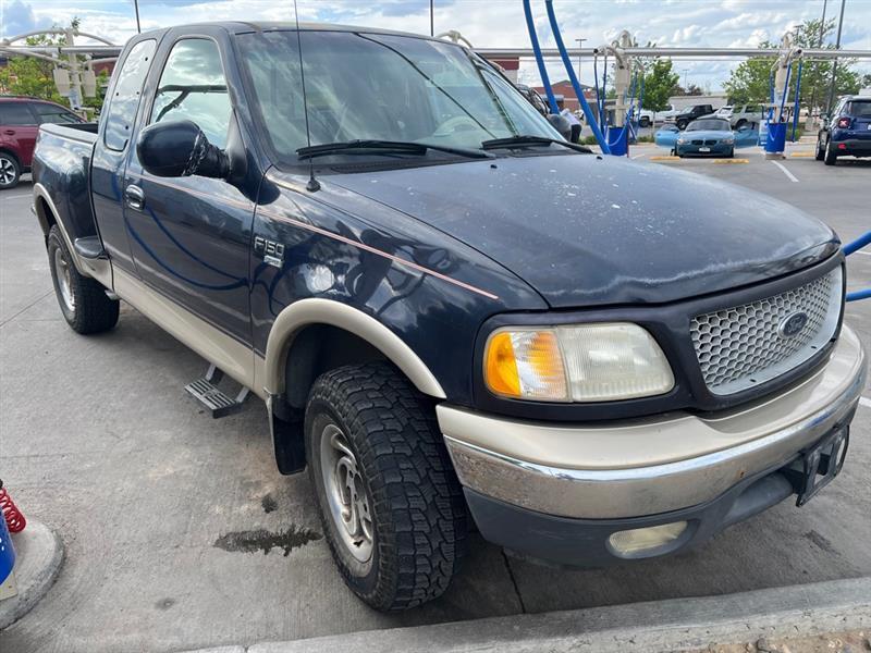 Ford F-150 Supercab Flareside 139" 4WD Lariat 1999