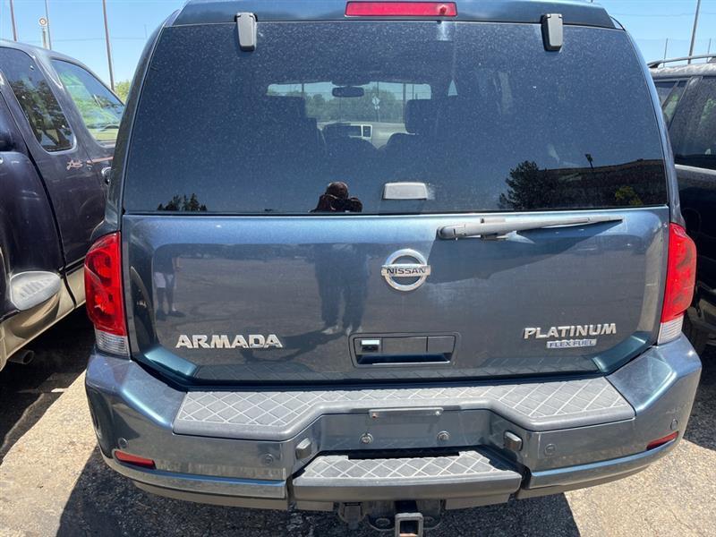 Nissan Armada 4WD 4dr Platinum 2014