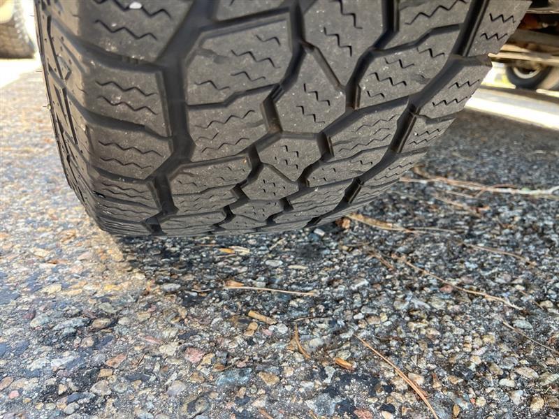 Nissan Armada 4WD 4dr Platinum 2014