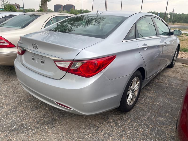 Hyundai Sonata 4dr Sdn 2.4L Auto GLS 2013