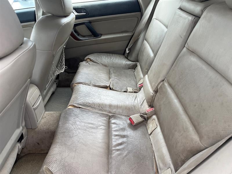 Subaru Legacy Wagon (Natl) Outback 3.0 R L.L. Bean Edition 2005