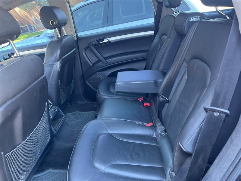 Audi Q7 quattro 4dr 3.6L Premium 2008