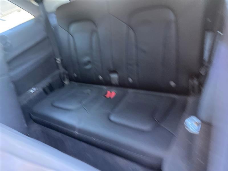 Audi Q7 quattro 4dr 3.6L Premium 2008