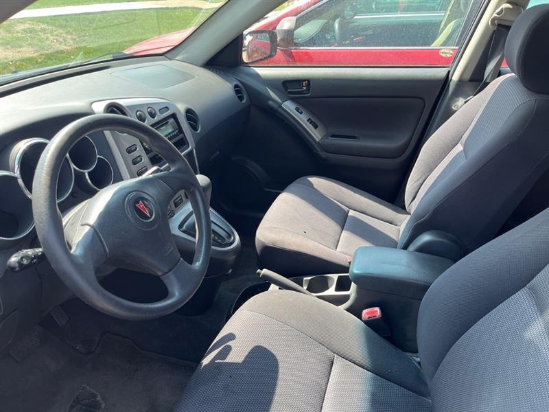 Pontiac Vibe 4dr HB FWD 2006