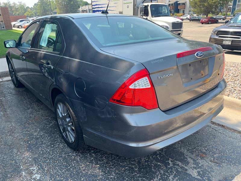 Ford Fusion 4dr Sdn SE FWD 2011