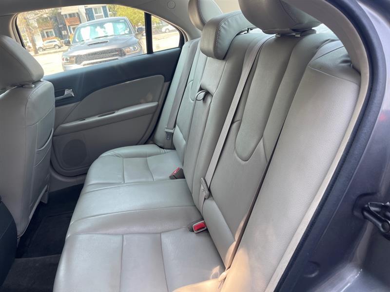 Ford Fusion 4dr Sdn SE FWD 2011