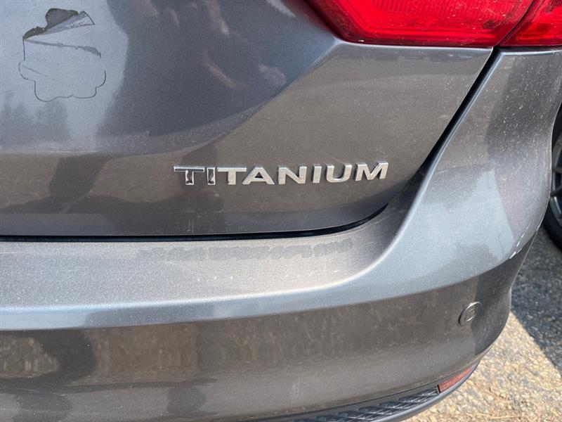 Ford Focus 4dr Sdn Titanium 2014