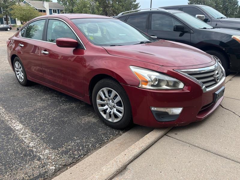 Nissan Altima 4dr Sdn I4 2.5 S 2013