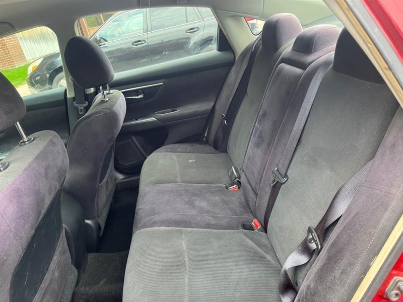 Nissan Altima 4dr Sdn I4 2.5 S 2013