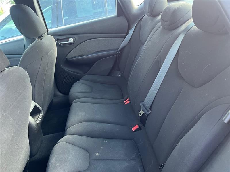 Dodge Dart 4dr Sdn SE 2013