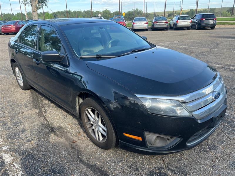 Ford Fusion 4dr Sdn S FWD 2011