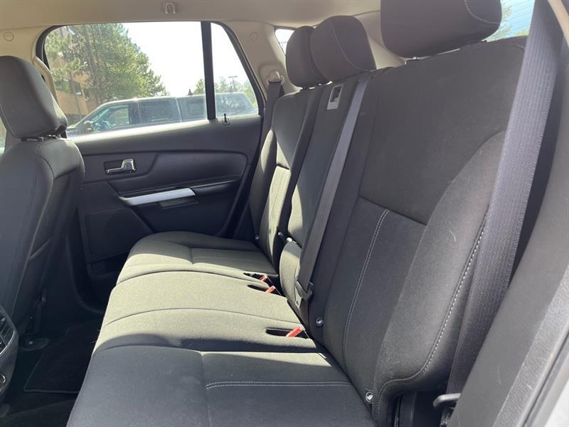 Ford Edge 4dr SE FWD 2011