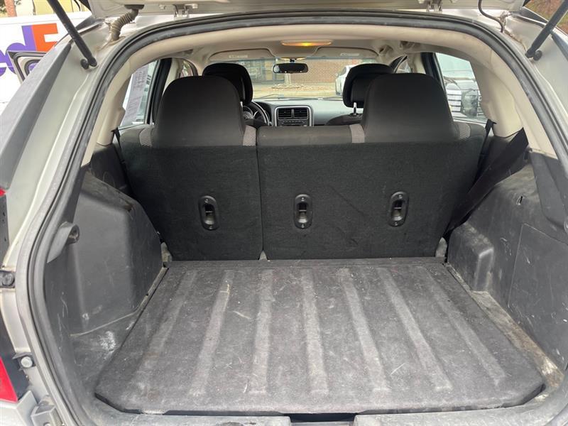 Dodge Caliber 4dr HB SXT 2010