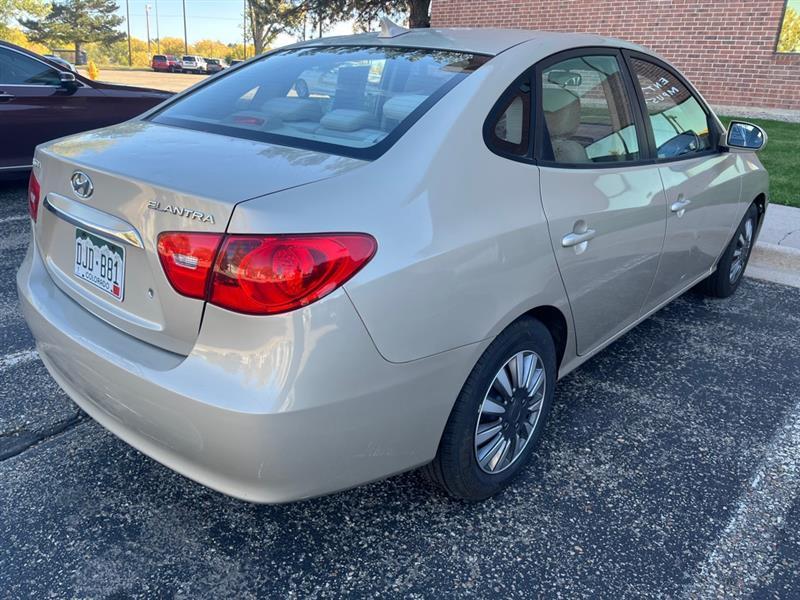 Hyundai Elantra 4dr Sdn Auto GLS 2010