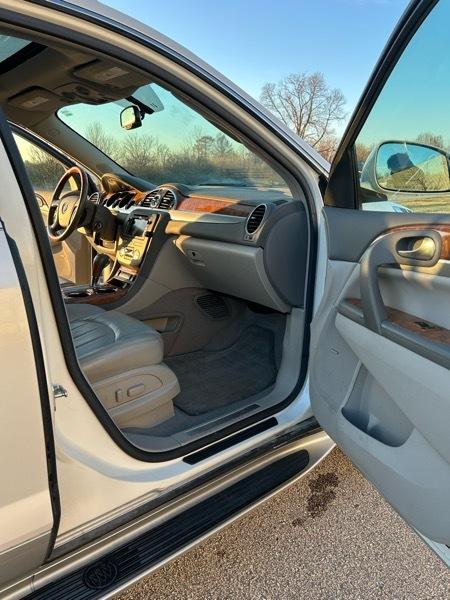 Buick Enclave CXL 2XL FWD 2010