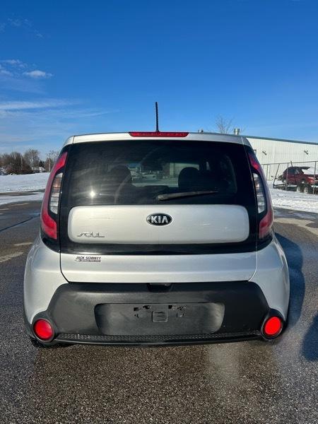 Kia Soul Base 6A 2016