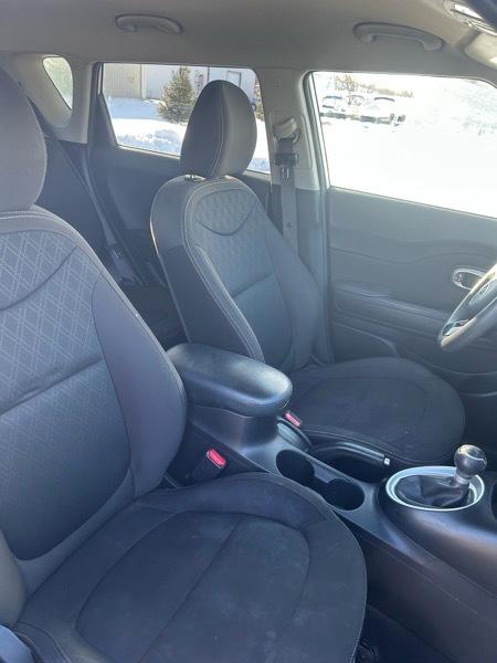 Kia Soul Base 6A 2016