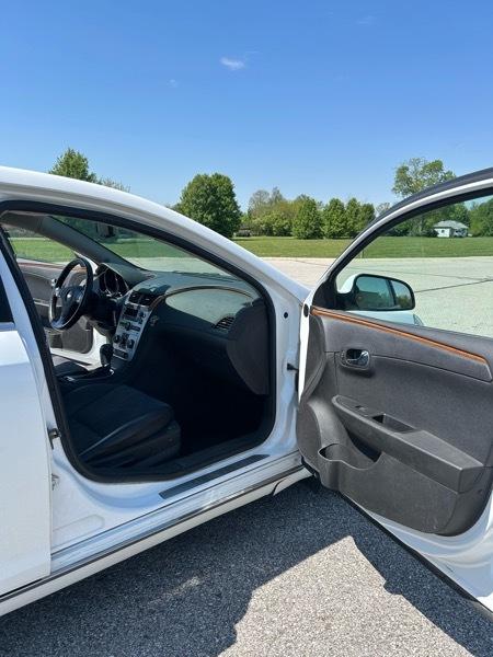 Chevrolet Malibu 2LT 2011