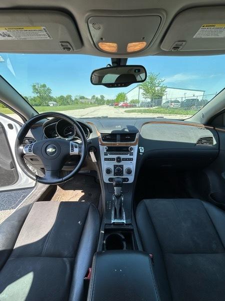 Chevrolet Malibu 2LT 2011