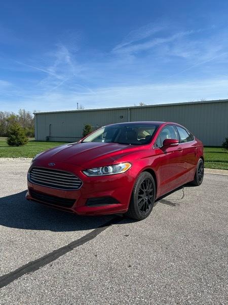 Ford Fusion SE 2016