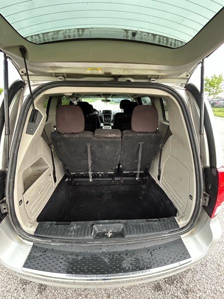 Dodge Grand Caravan SXT 2012