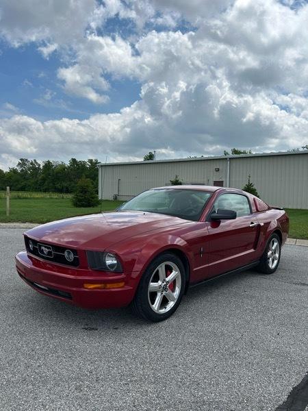 Ford Mustang V6 Deluxe Coupe 2008
