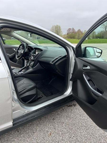 Ford Focus Titanium Hatch 2013