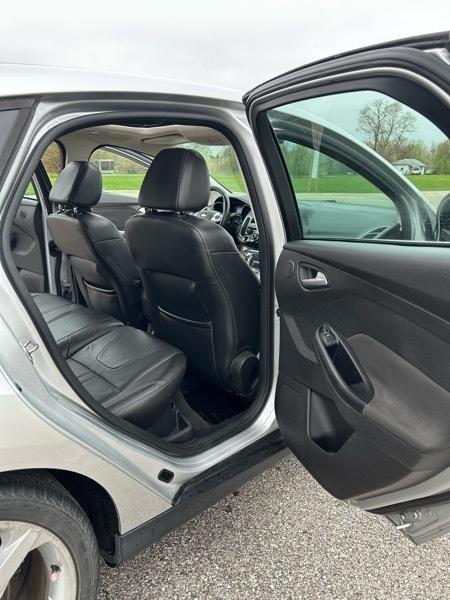 Ford Focus Titanium Hatch 2013