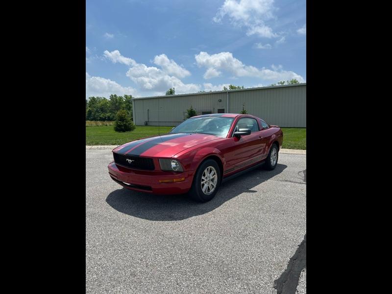 2008 Ford Mustang V6 Deluxe Coupe