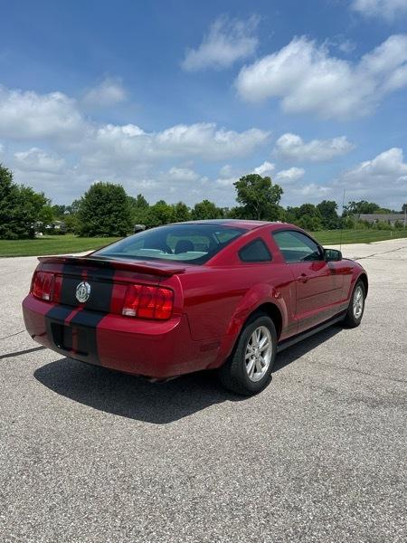 Ford Mustang V6 Deluxe Coupe 2008