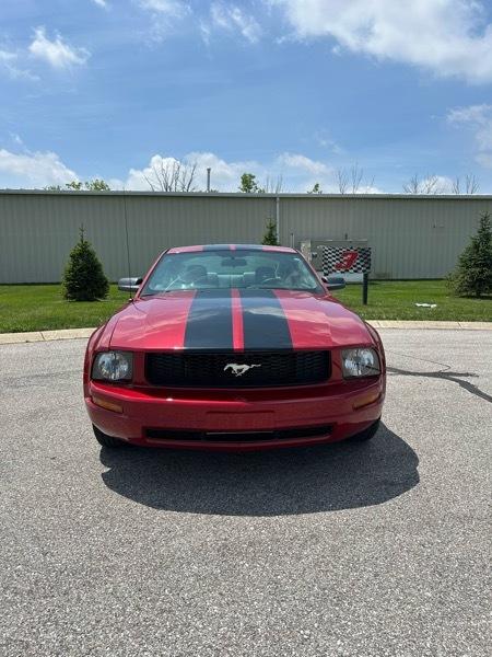 Ford Mustang V6 Deluxe Coupe 2008