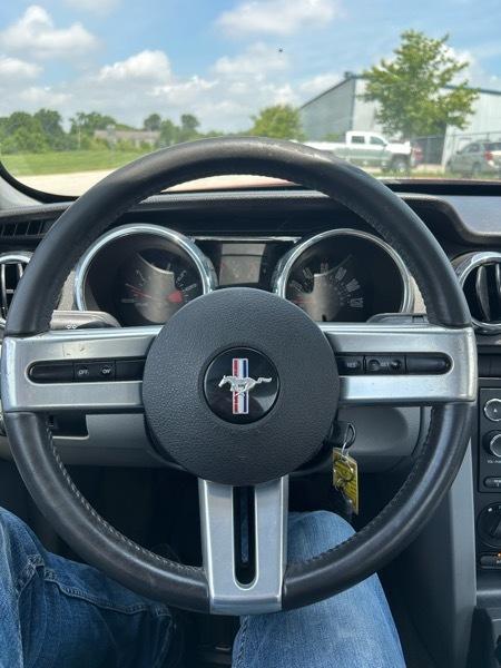 Ford Mustang V6 Deluxe Coupe 2008